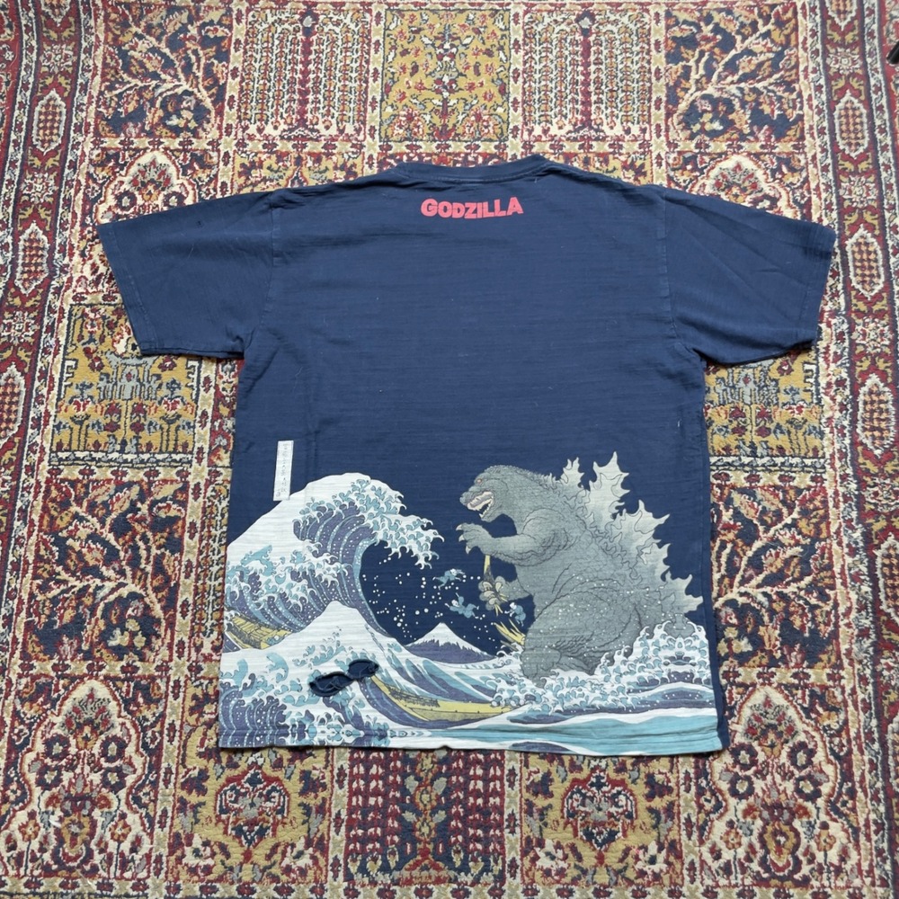 Godzilla Great Wave Off Kanagawa Graphic‎ T-Shirt Half AOP Navy Blue Tee L-XL